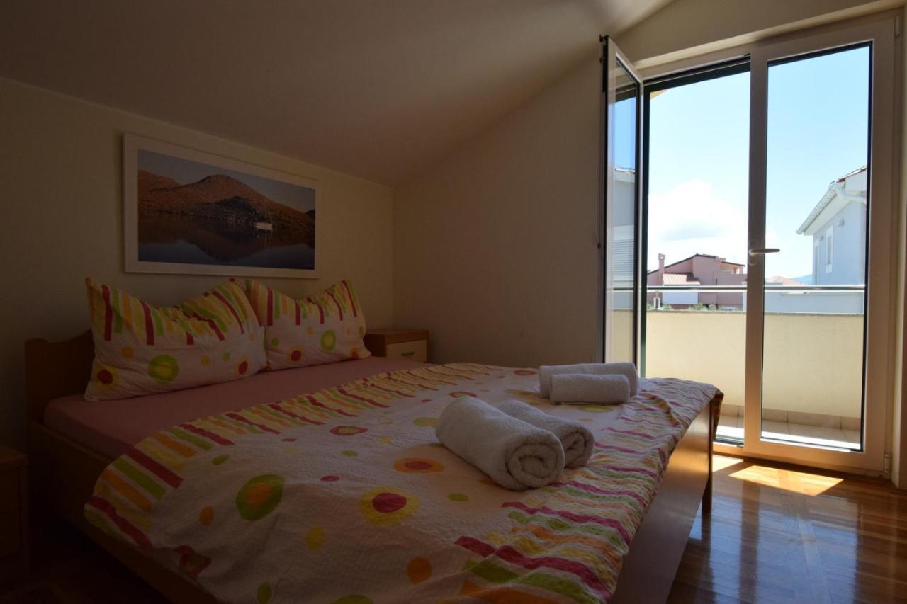Villa Veronika Brodarica  Esterno foto